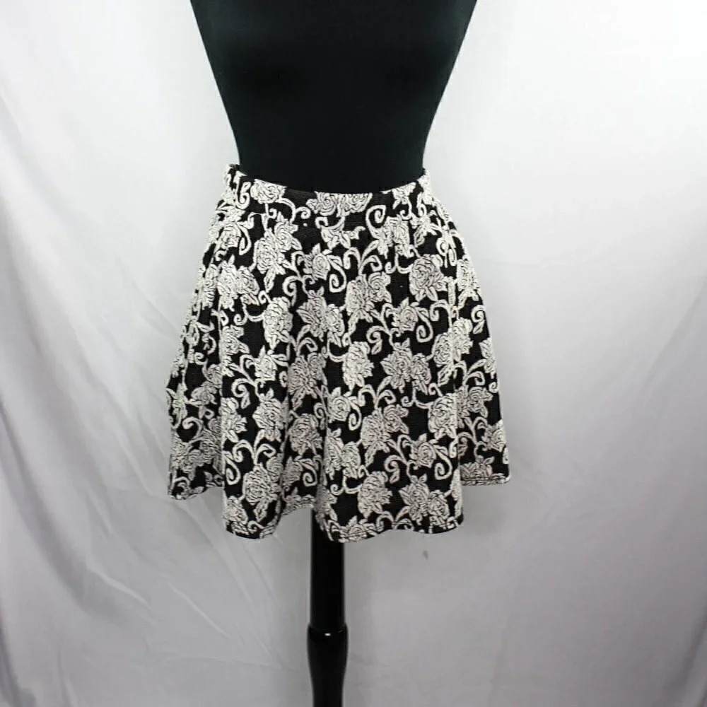 Joe B Joe Benbasset Mini Skirt Floral Blac…